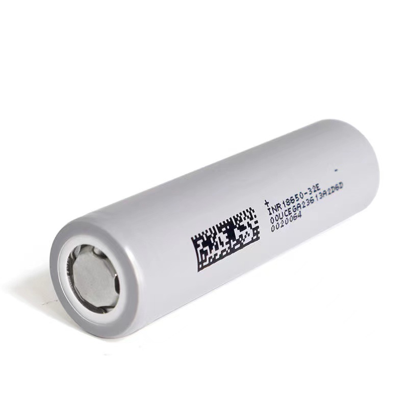 32E INR18650 3200mAh 3.7V 充電式リ - Vaping Goods のレビューと価格